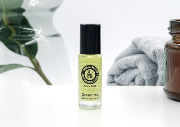 Green tea roll on